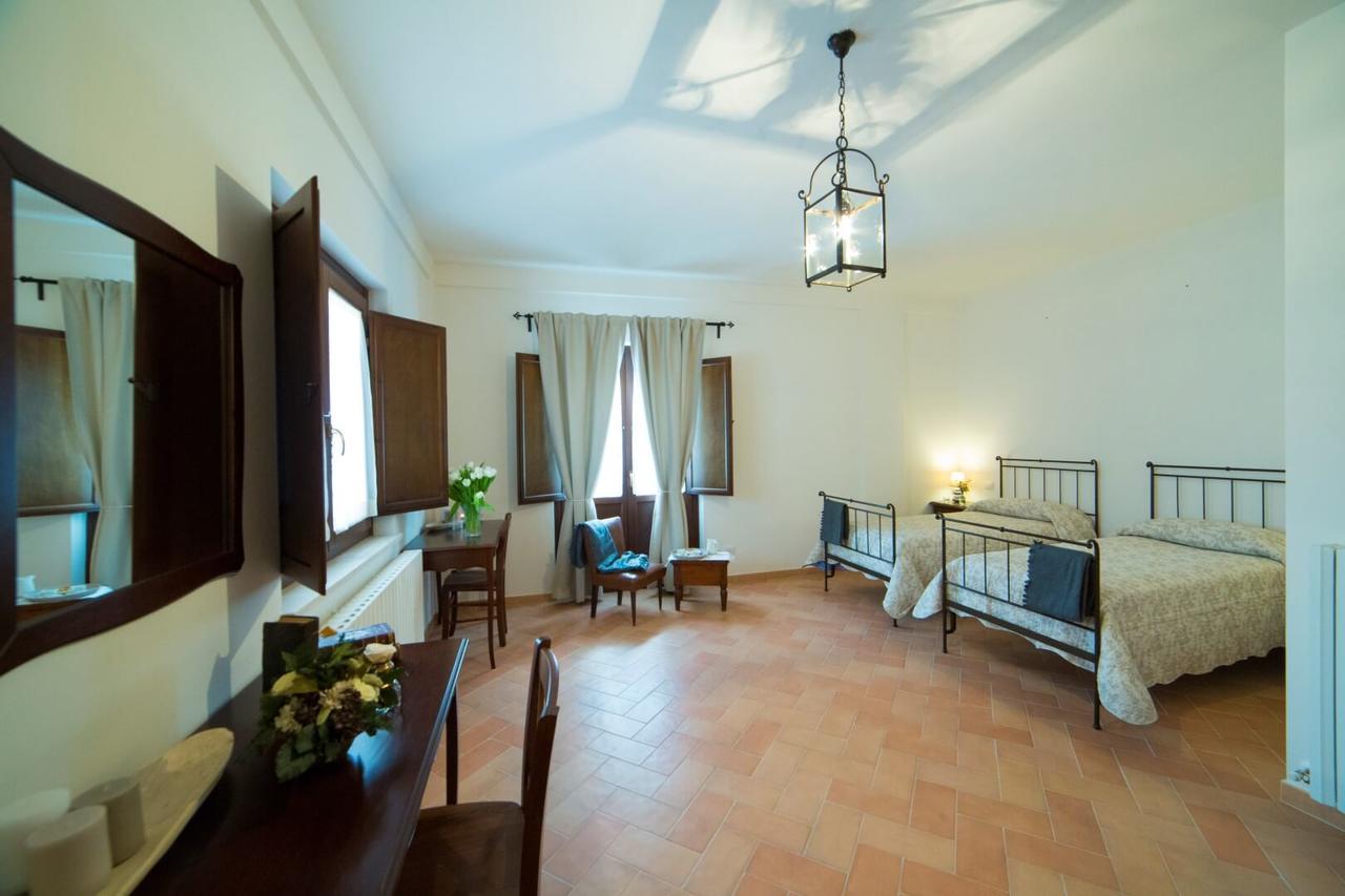 Hotel Convento San Bernardino à Montefranco Extérieur photo