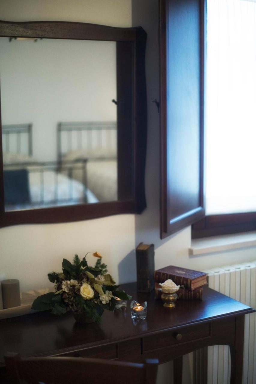 Hotel Convento San Bernardino à Montefranco Extérieur photo