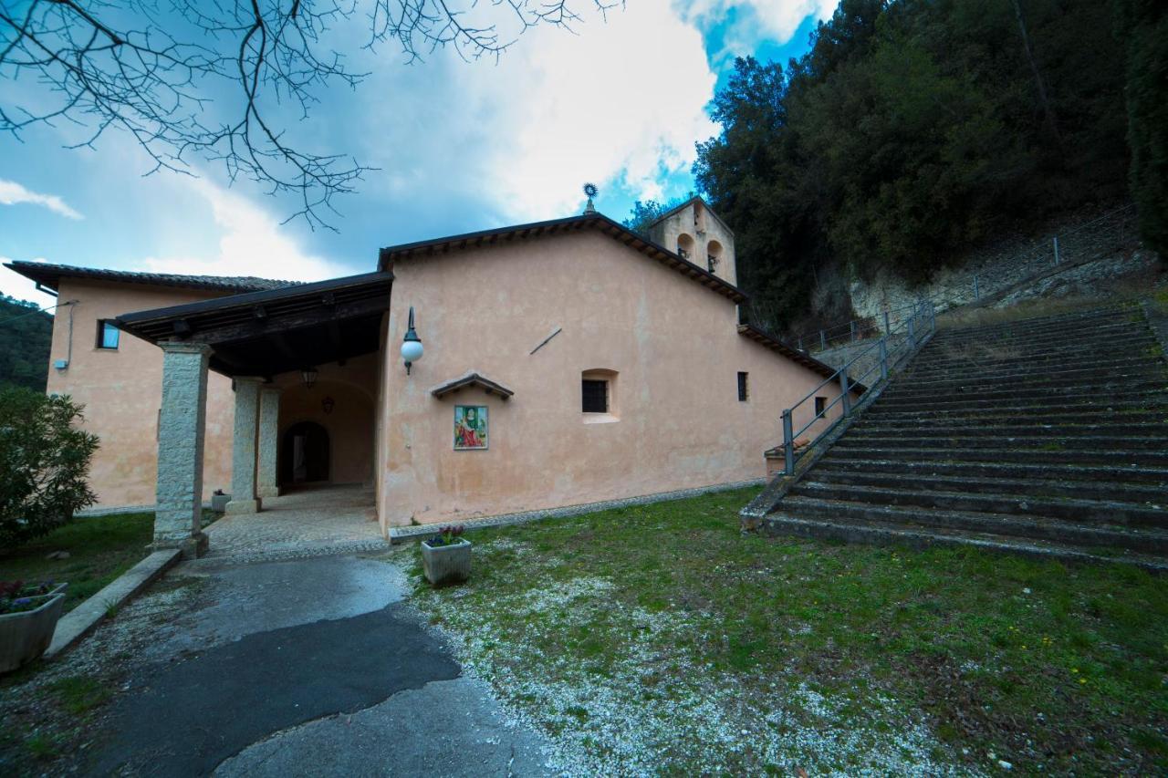 Hotel Convento San Bernardino à Montefranco Extérieur photo