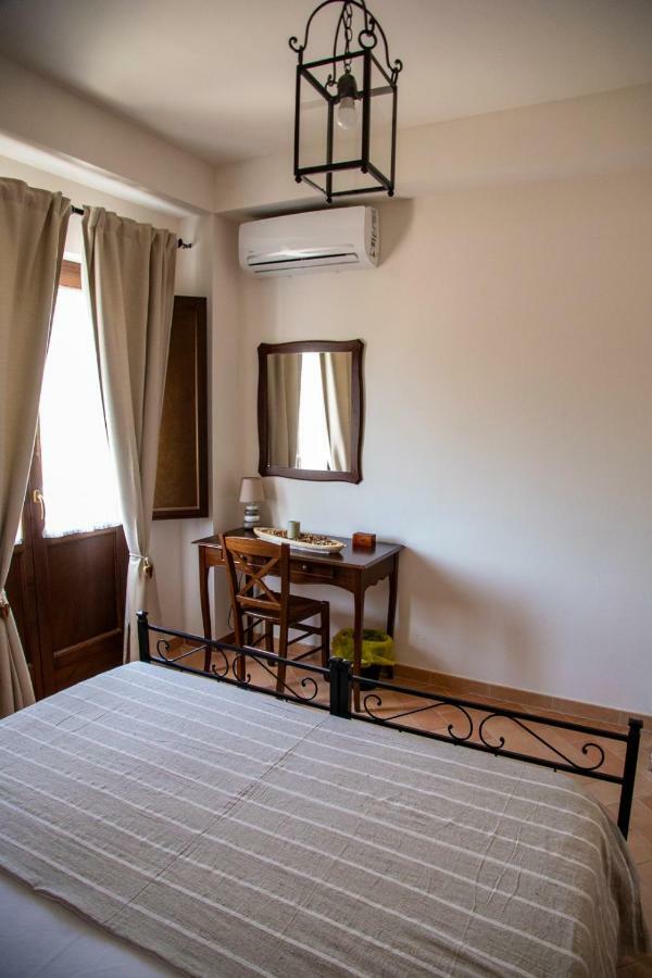 Hotel Convento San Bernardino à Montefranco Extérieur photo